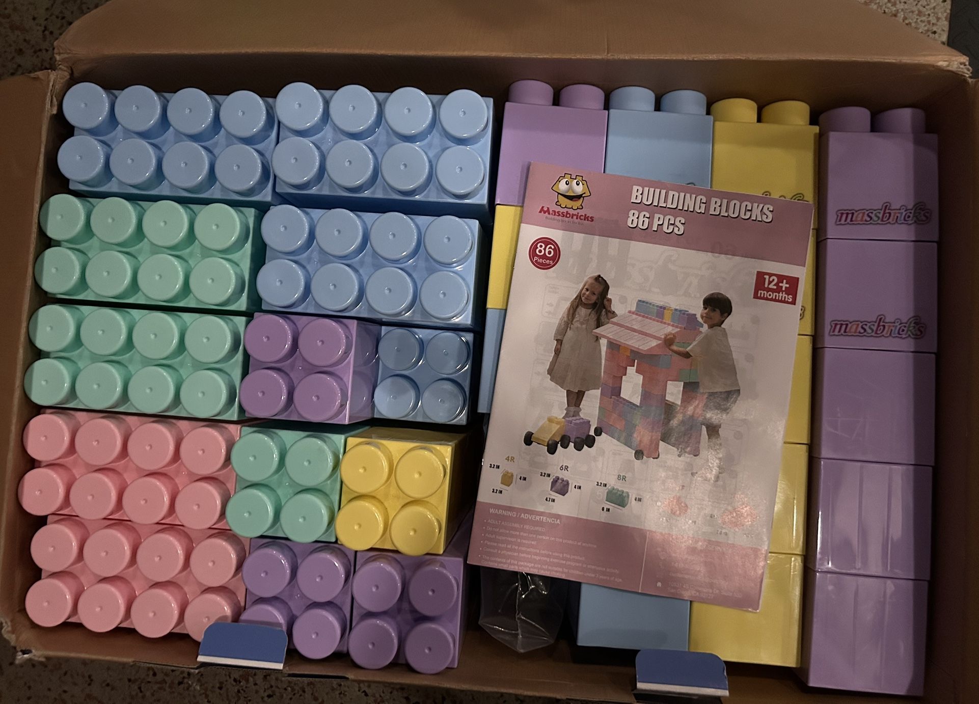 Massbricks Building Blocks 86pcs With Wheels