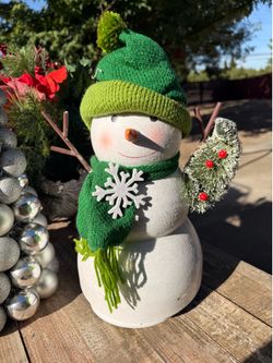 Bobbling snow man set of two