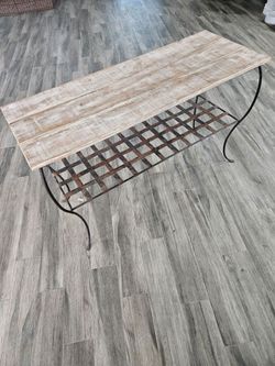 Moving Sale - Rustic Farmhouse Entryway / Console Table - local pickup only