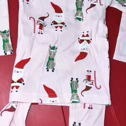 New 12mos Fitted Holiday Pjs. 