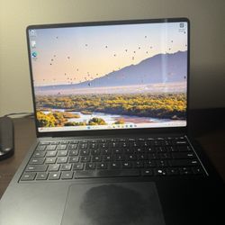 Microsoft Surface Laptop (2024) 13.8