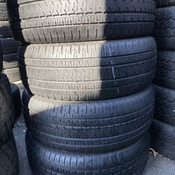 275/55R20 Marca Bridgestone En Perfectas Condiciónes De Vida 