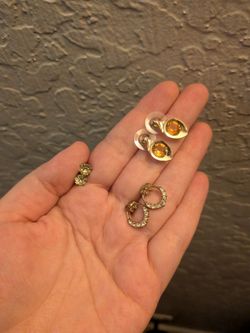 3 pairs of earrings
