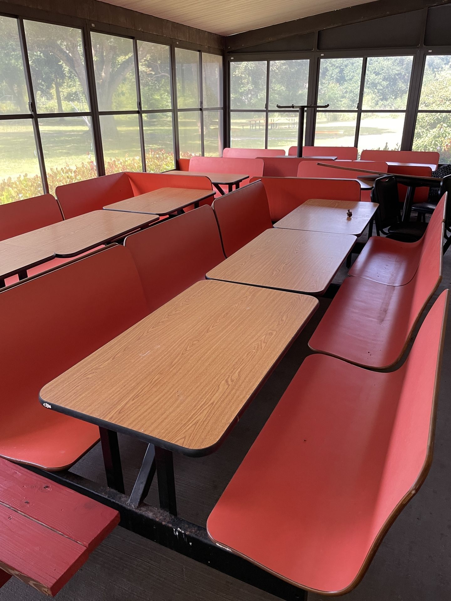 Contoured Wall Booths
