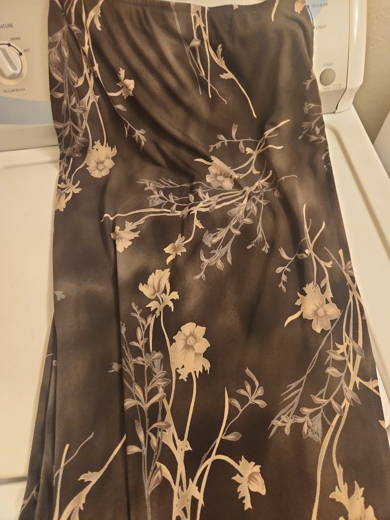Annex Branded SKIRT With Slit 