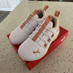 Brand New Puma Shoes For Girls 