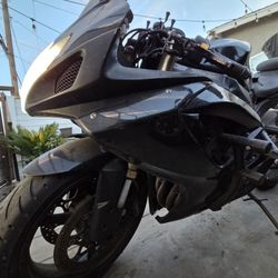 07 GSXR 600 , 41k Miles 1750$ Obo *read Description* 