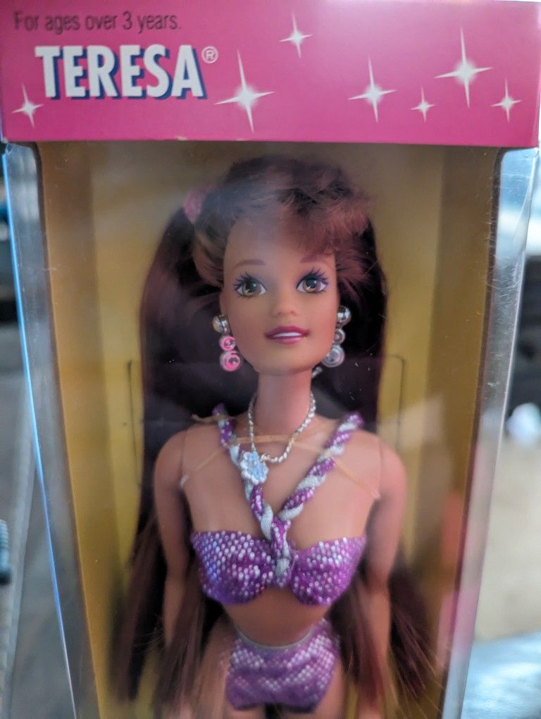 Sparkle Beach Teresa Barbie Doll 1995 NIB 14354 Redhead