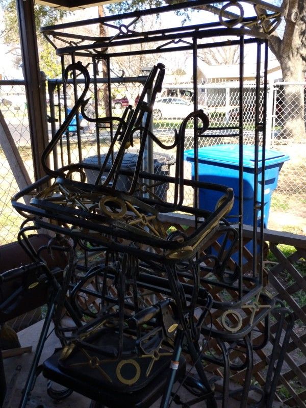 Bakers Rack With End Tables And Coffee Table