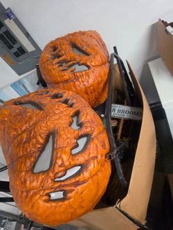 Halloween Decor