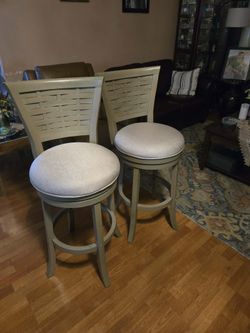 Stool bar chairs swivel new both $125