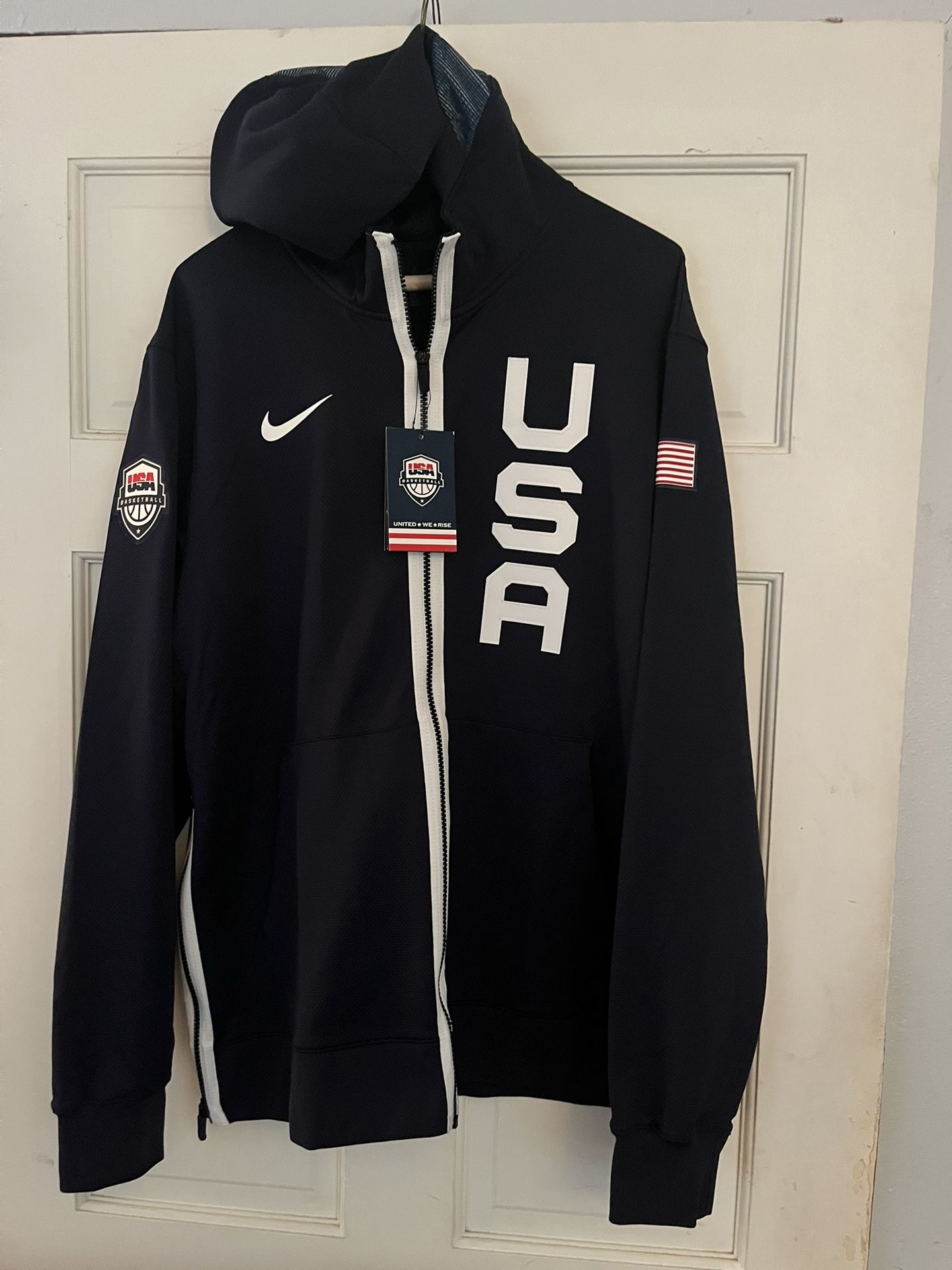 Nike Olympic Basketball Sweatshirt. New Never Worn large