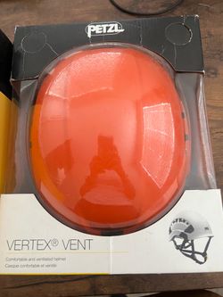 Petzl tree climbing helmet