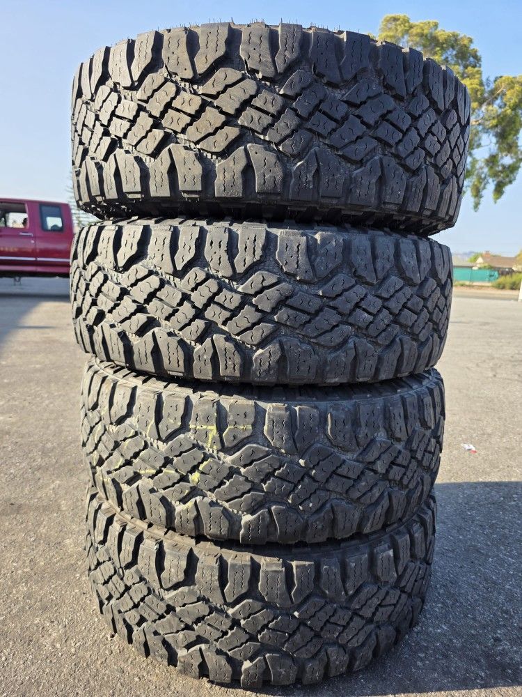 275 70 18 Tires Con 80% De Vida Las 4 De La Marca GOODYEAR