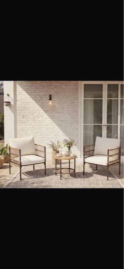 4 chairs 2 tables patio
