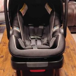 For Sale Infant Carseat ( Graco)