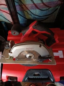 Milwaukee m18 6 1/2 circular saw