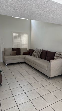 L-Shaped Sectional Sofa with Pillows