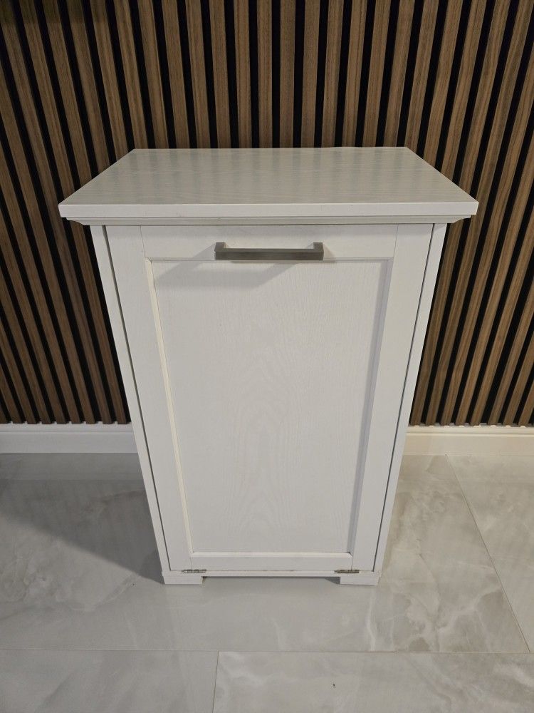 Kitchen Trash Can