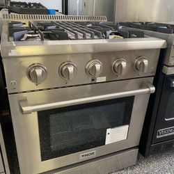 New 30” Thor kitchen professional freestanding dual fuel range