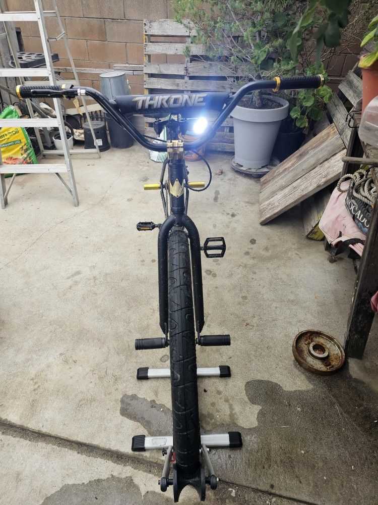 THRONE THE GOON 29" BLACK BLING