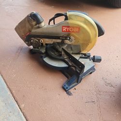 Ryobi TS1301 Miter Saw