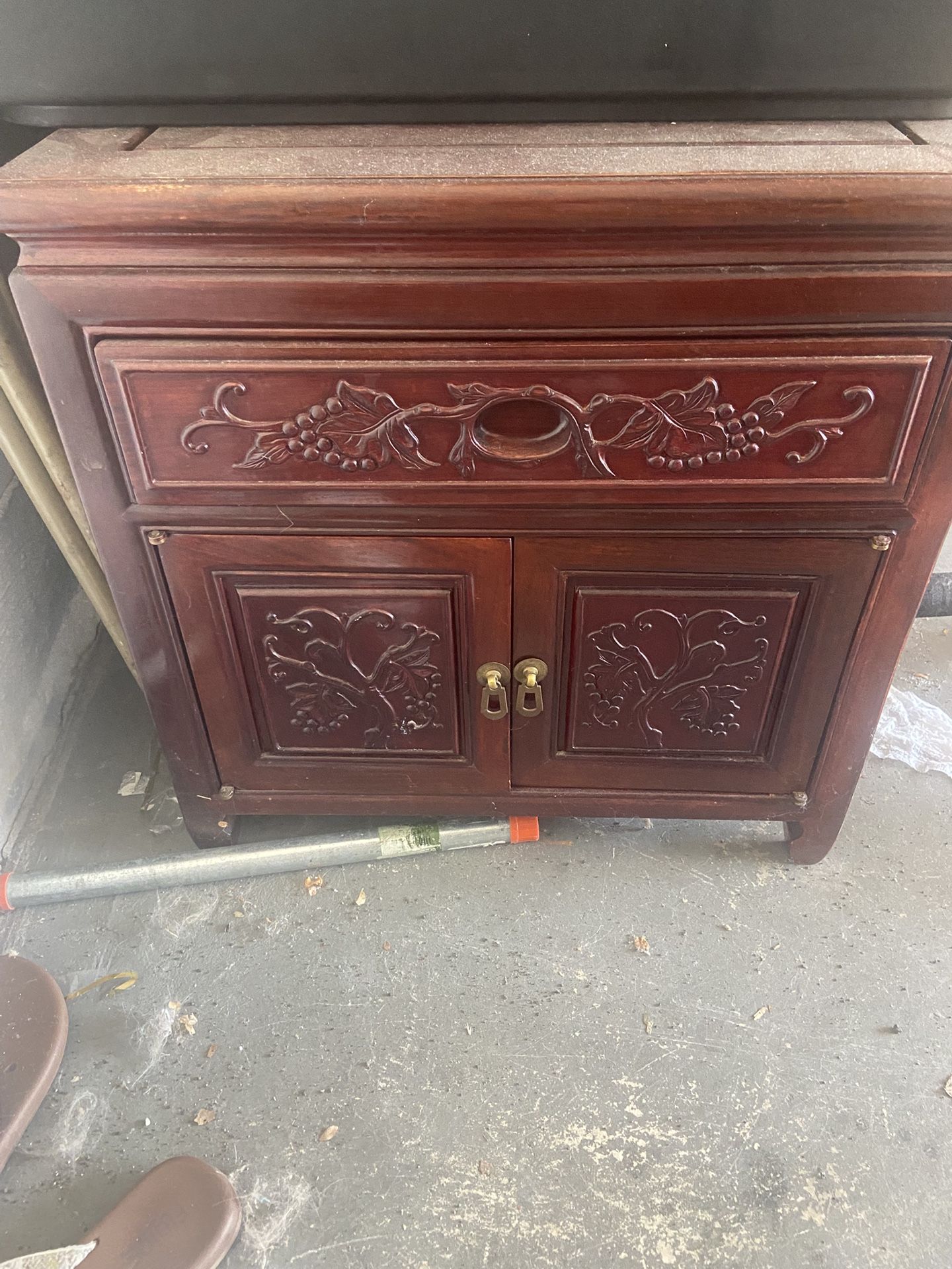 Real Wood Wooden Nightstand/side Table W/ Drawers.