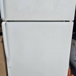 Whirlpool Refrigerator 