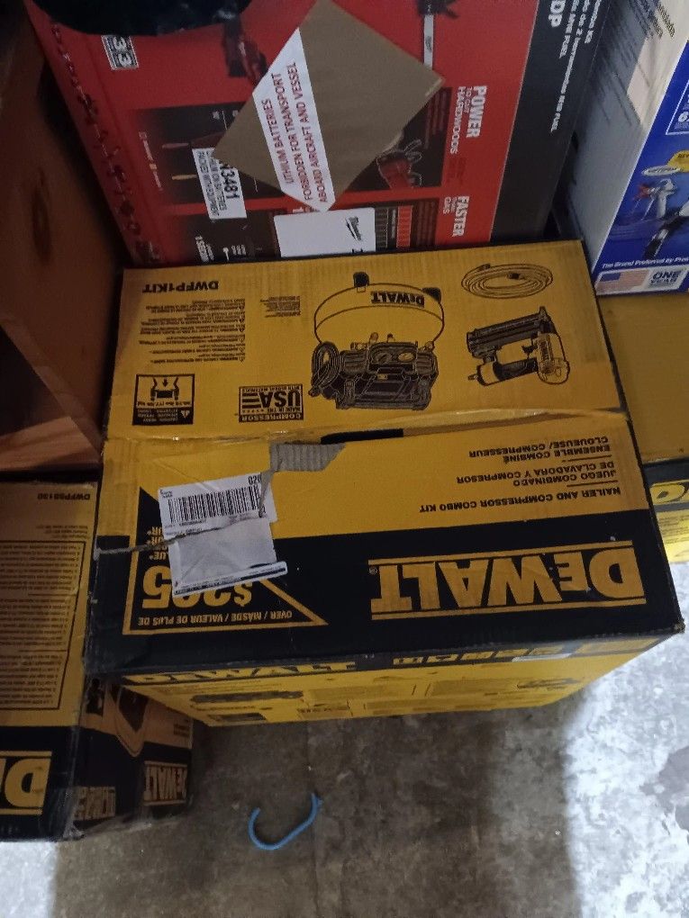 Dewalt Air Nail Gun Wirh Air Compressor 