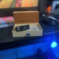 Lv Bracelet