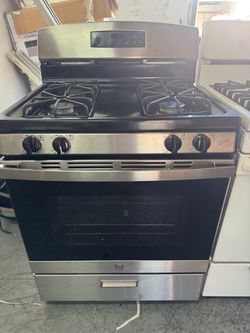 GE 30 in. 4.8 cu. ft. Freestanding Gas Range in Stainless Steel