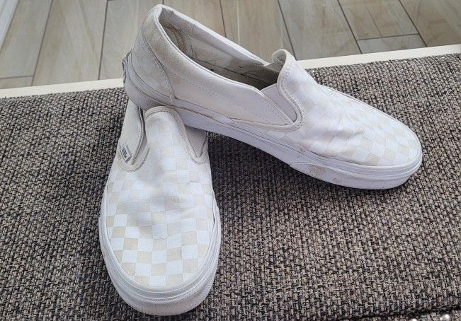 VANS Checkered White Slip On Shoes Men's Size 9.5 Women's 11.0