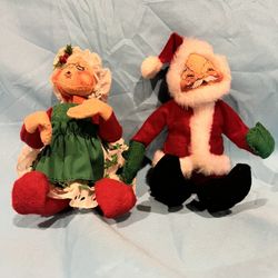Vintage Annalee Mobilitee Posable Christmas Santa & Mrs. Claus Dolls