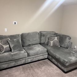 Grey sectional chair 