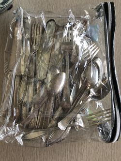 Silver plate silverware flatware 42 pieces