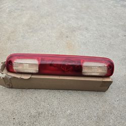 Fit For 99-07 Chevy Silverado GMC Sierra High Mount 3rd Brake Light 