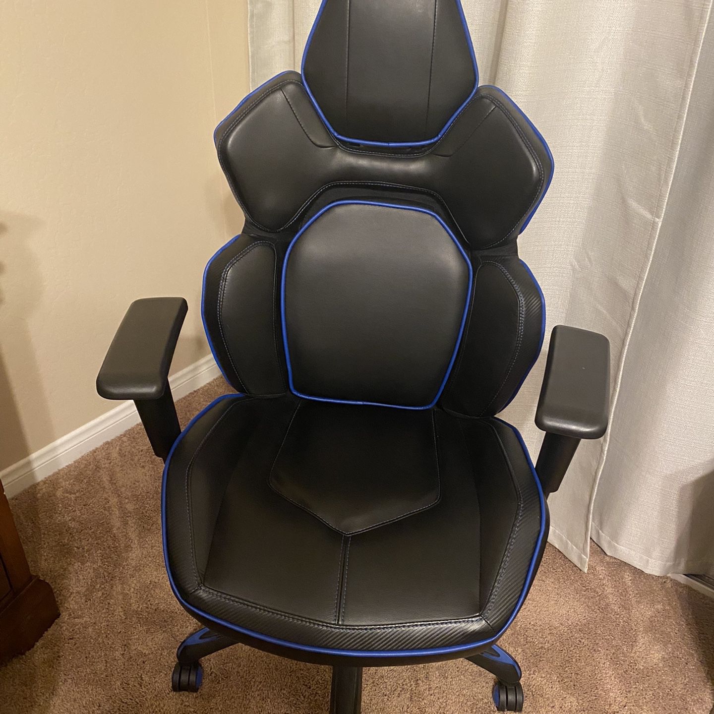 Gaming Chair W Accessories $1200 for Sale in Yonkers, NY - OfferUp