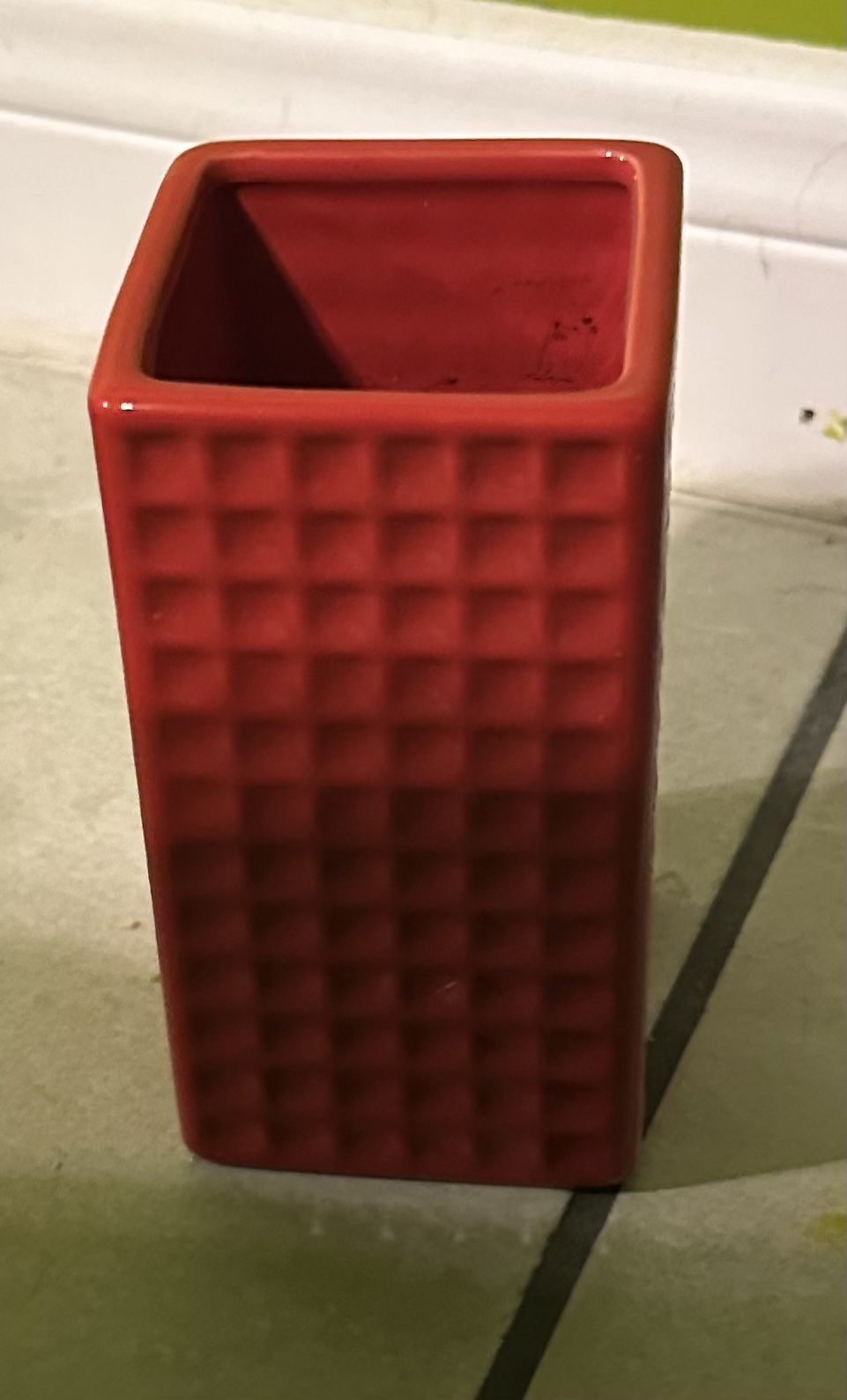 Florero / flower vase - 5 Inches In Height X 3 Inches In Width