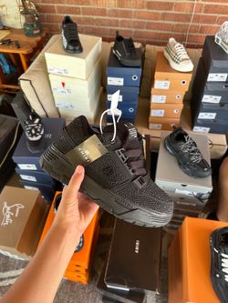 Amiris shoes