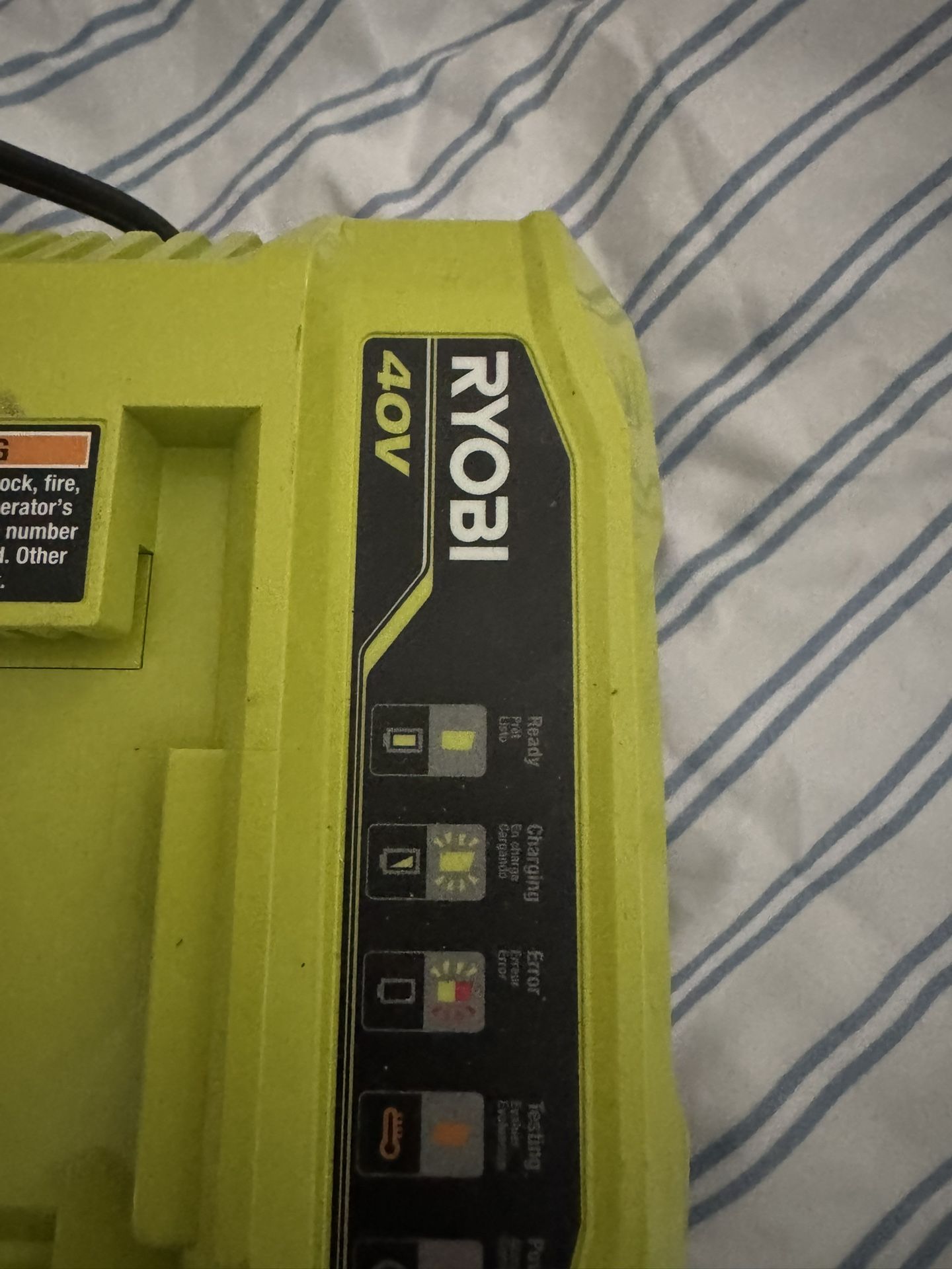 Ryobi 40 V Charger