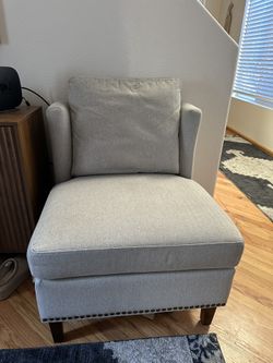 Accent Chairs X2