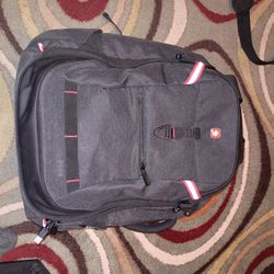 The Travel Tech Elite USB ScanSmart Laptop Backpack