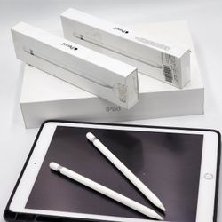 IPAD 7TH Generation 129 GB And 2 IPens
