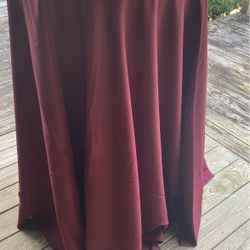 18  108  round tablecloth. 