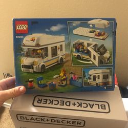LEGO City Holiday Camper Set