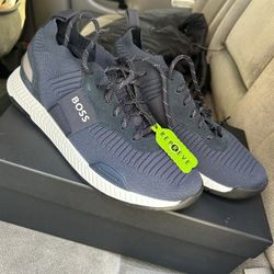 NEW BOSS Size 8
