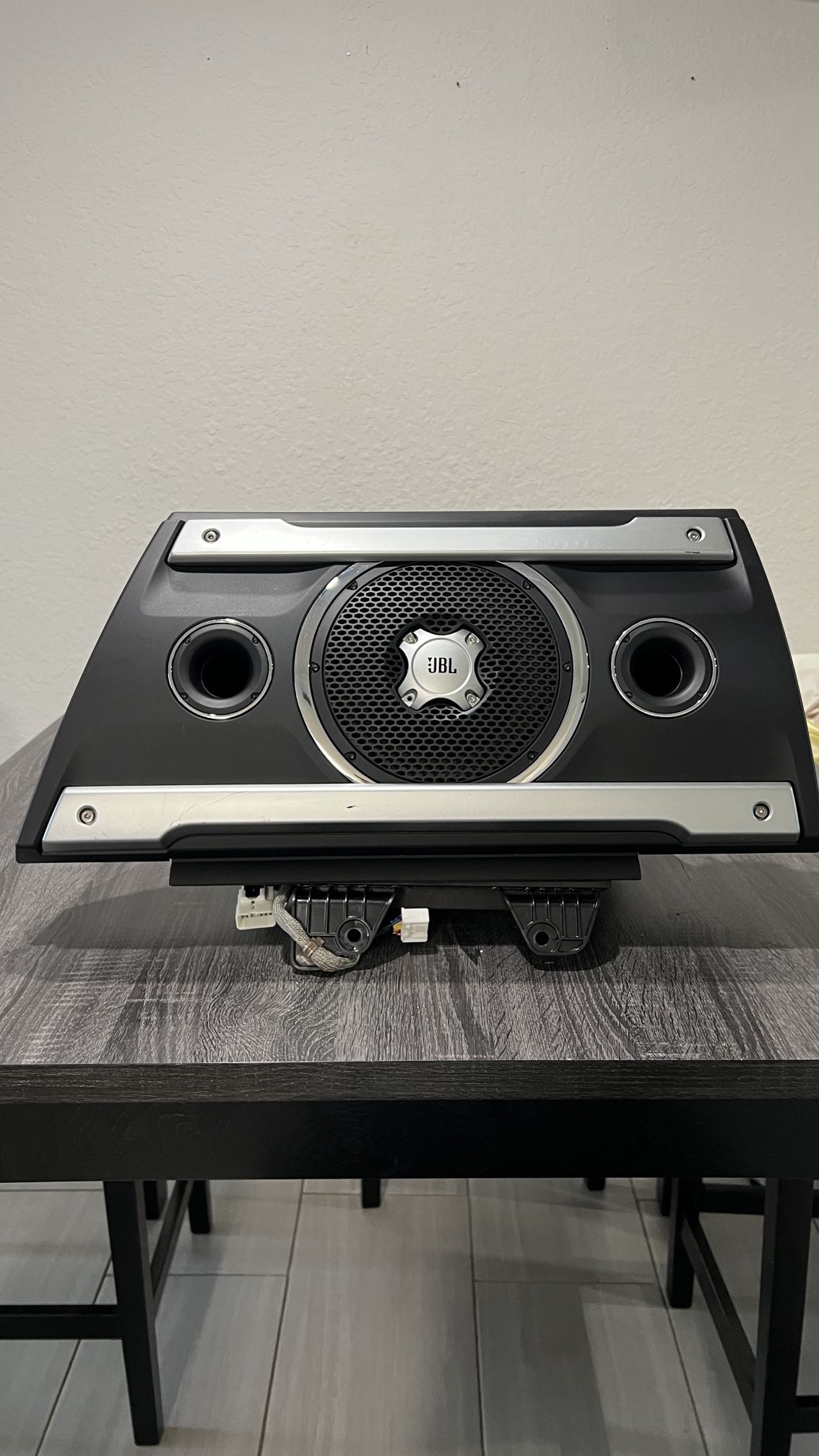 Subwoofer Jbl Toyota Fj Cruiser Original 