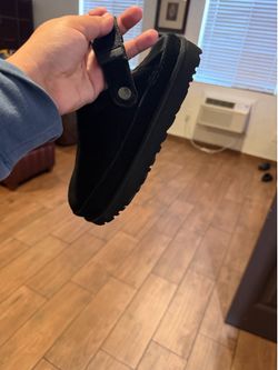 Black Uggs
