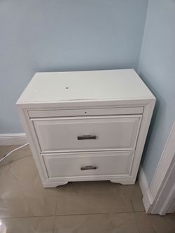 White Bedroom Set with Bed Frame, Dresser, and Nightstand