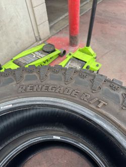 Renegade R/T Off-Road Tire
